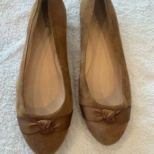 Anne Klein Women's Brown Suede Flats